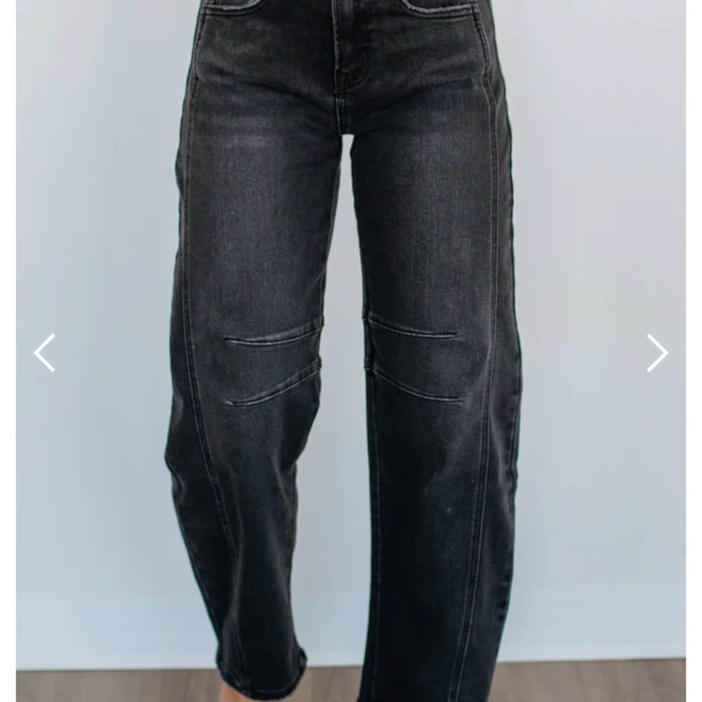 Scarlett Flying Monkey Barrel Jeans